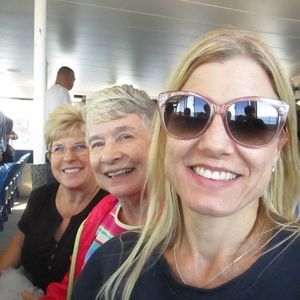 Meet your Posher, Stacy